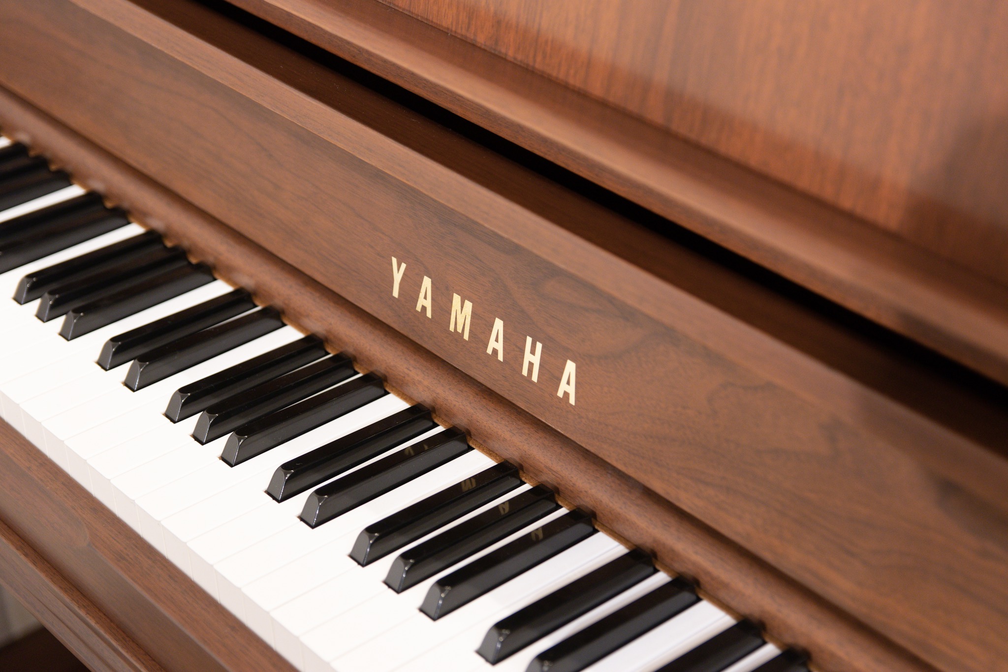 中古ピアノ在庫:ヤマハ[YAMAHA]YU5Wn-中古ピアノ販売｜ピアノ