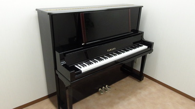 ヤマハ　YAMAHA　UX500中古ピアノ
