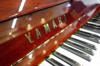 ヤマハ　YAMAHA　W116SC中古ピアノ