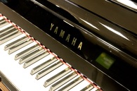 ヤマハ　YAMAHA　YS30SB中古ピアノ