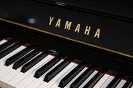 ヤマハ　YAMAHA　YU3中古ピアノ