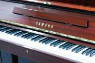 ヤマハ　YAMAHA　W108B中古ピアノ
