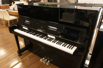 ヤマハ　YAMAHA　YM11SZ中古ピアノ