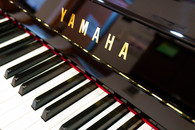 ヤマハ　YAMAHA　UX10Bl中古ピアノ