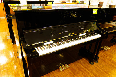 ヤマハ　YAMAHA　YM10中古ピアノ