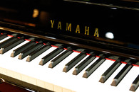 ヤマハ　YAMAHA　YU50中古ピアノ
