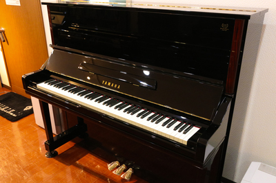 ヤマハ　YAMAHA　YU3C中古ピアノ