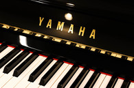 ヤマハ　YAMAHA　UX3中古ピアノ