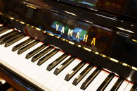 ヤマハ　YAMAHA　b113中古ピアノ