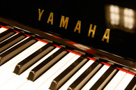 ヤマハ　YAMAHA　UX5中古ピアノ