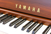 ヤマハ　YAMAHA　YF101W SB中古ピアノ