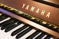 ヤマハ　ヤマハ　UX50WnC中古ピアノ