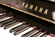 ヤマハ　YAMAHA　YU3中古ピアノ