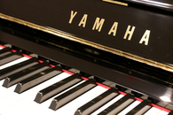 ヤマハ　YAMAHA　YU33SD(消音付き)中古ピアノ