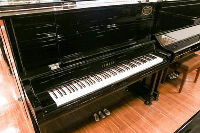 ヤマハ　YAMAHA　UX30Bl中古ピアノ