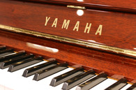 ヤマハ　YAMAHA　YU10MhC中古ピアノ