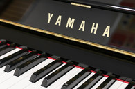 ヤマハ　YAMAHA　YU11中古ピアノ