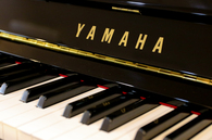 ヤマハ　YAMAHA　YUS3中古ピアノ