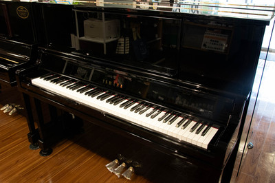 ヤマハ　YAMAHA　UX10A中古ピアノ