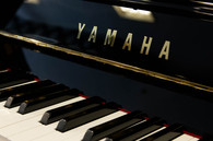 ヤマハ　YAMAHA　YC1SG中古ピアノ