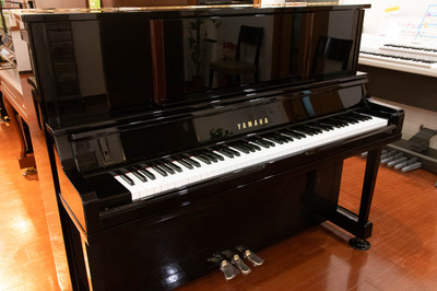 ヤマハ　YAMAHA　UX100中古ピアノ