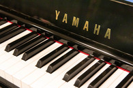 ヤマハ　YAMAHA　UX30A中古ピアノ