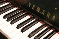 ヤマハ　YAMAHA　UX5中古ピアノ