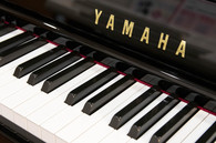 ヤマハ　YAMAHA　UX10A中古ピアノ