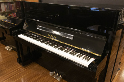 ヤマハ　YAMAHA　U10Bl中古ピアノ