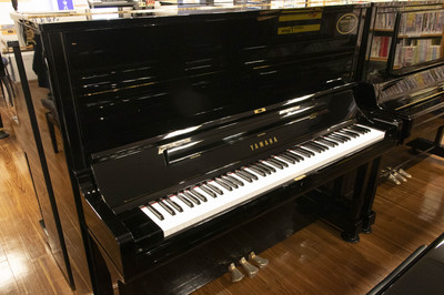 ヤマハ　YAMAHA　YUS3中古ピアノ