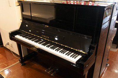 ヤマハ　YAMAHA　UX3中古ピアノ