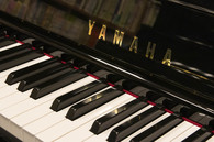 ヤマハ　YAMAHA　UX10A中古ピアノ