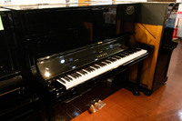 ヤマハ　YAMAHA　YUS3SH中古ピアノ