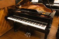 ヤマハ　YAMAHA　C2L中古ピアノ