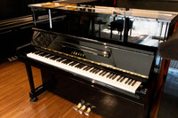 ヤマハ　YAMAHA　UX10Bl中古ピアノ