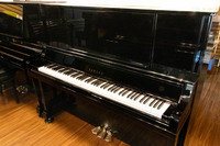 ヤマハ　YAMAHA　UX30A中古ピアノ