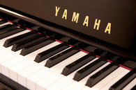 ヤマハ　YAMAHA　UX10A中古ピアノ