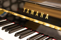 ヤマハ　YAMAHA　b113SG2中古ピアノ
