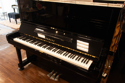 ヤマハ　YAMAHA　U3A中古ピアノ
