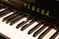 ヤマハ　YAMAHA　UX30A中古ピアノ